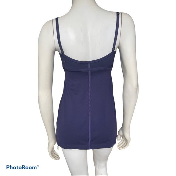 Lululemon Ariel Tank Black Swan Logo Top - Picture 6 of 7